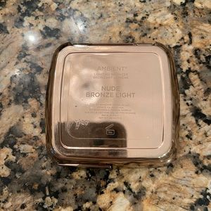 Hourglass bronzer nude bronze light
